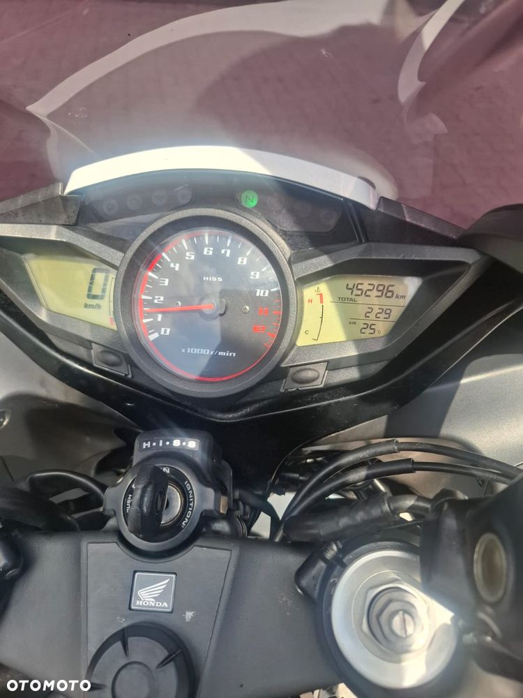 Honda VFR - 7
