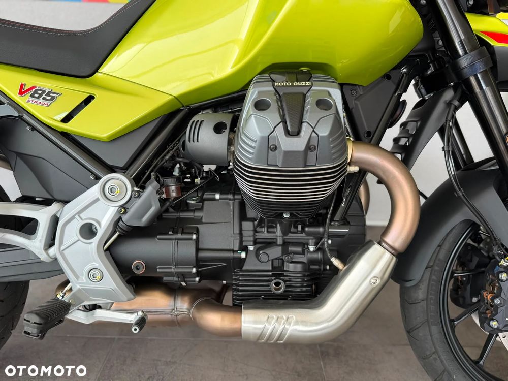 Moto Guzzi V85 - 10