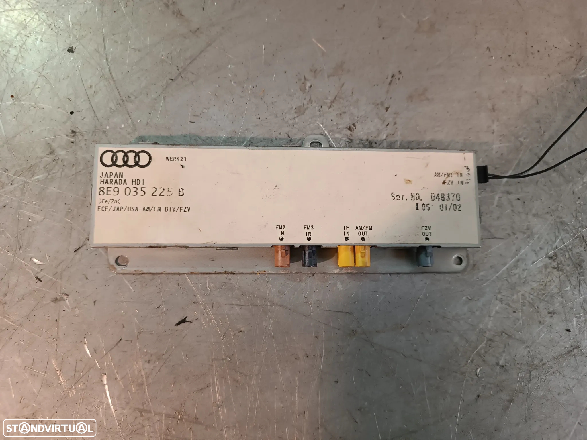 AMPLIFICADOR DE ANTENA AUDI A4 B6 B7 8E9035225P 8E9035225B - 2