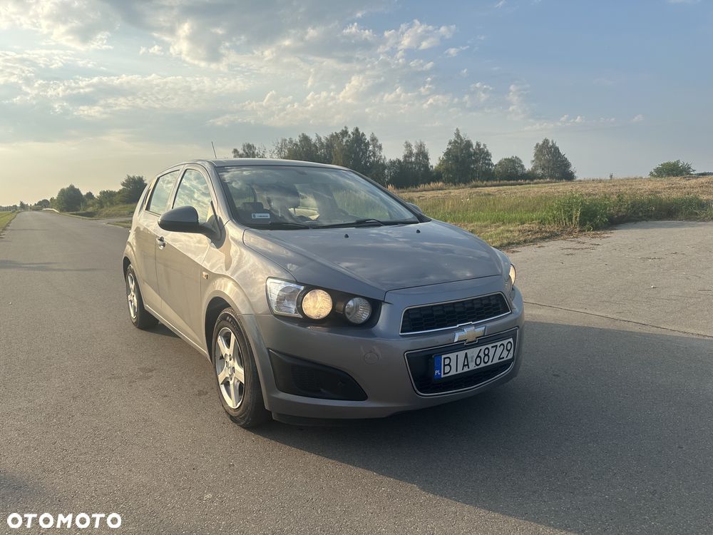 Chevrolet Aveo - 2