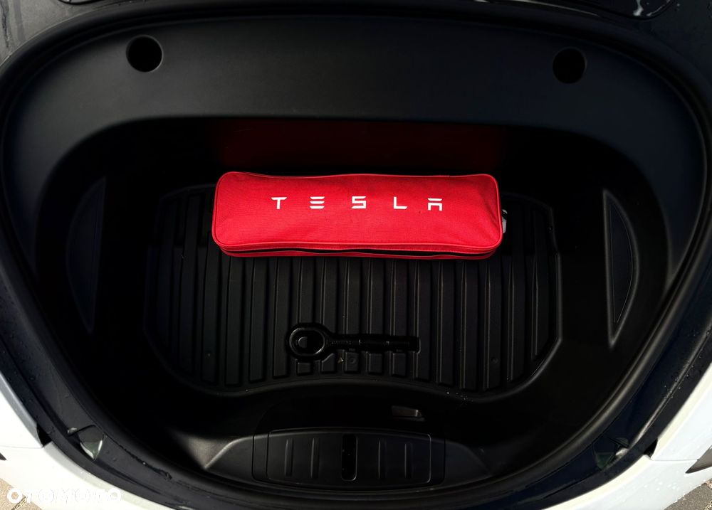 Tesla Model 3 ver-premium-langstreckenbatterie-awd-dual-motor - 29