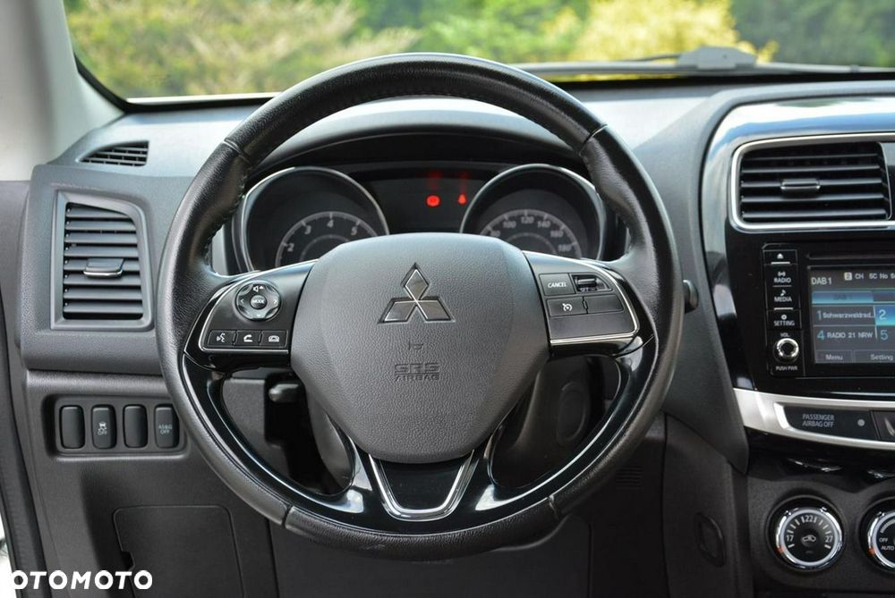 Mitsubishi ASX 1.6 Instyle - 21