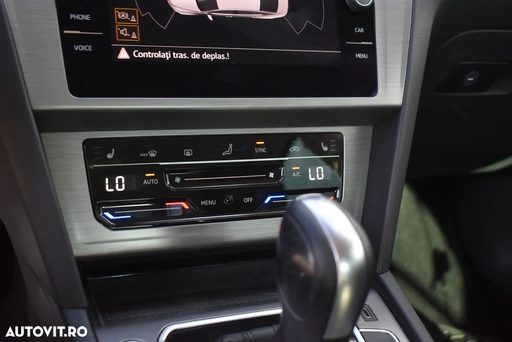 Volkswagen Passat 1.5 TSI ACT DSG Trendline - 15