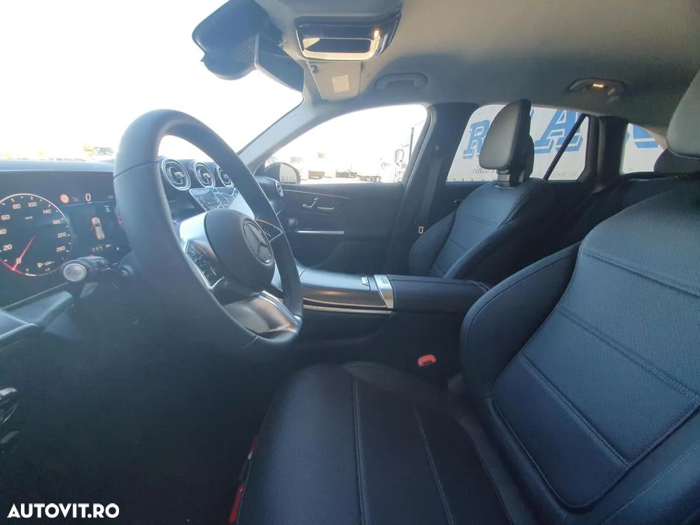 Mercedes-Benz GLC 220 d 4MATIC MHEV - 13