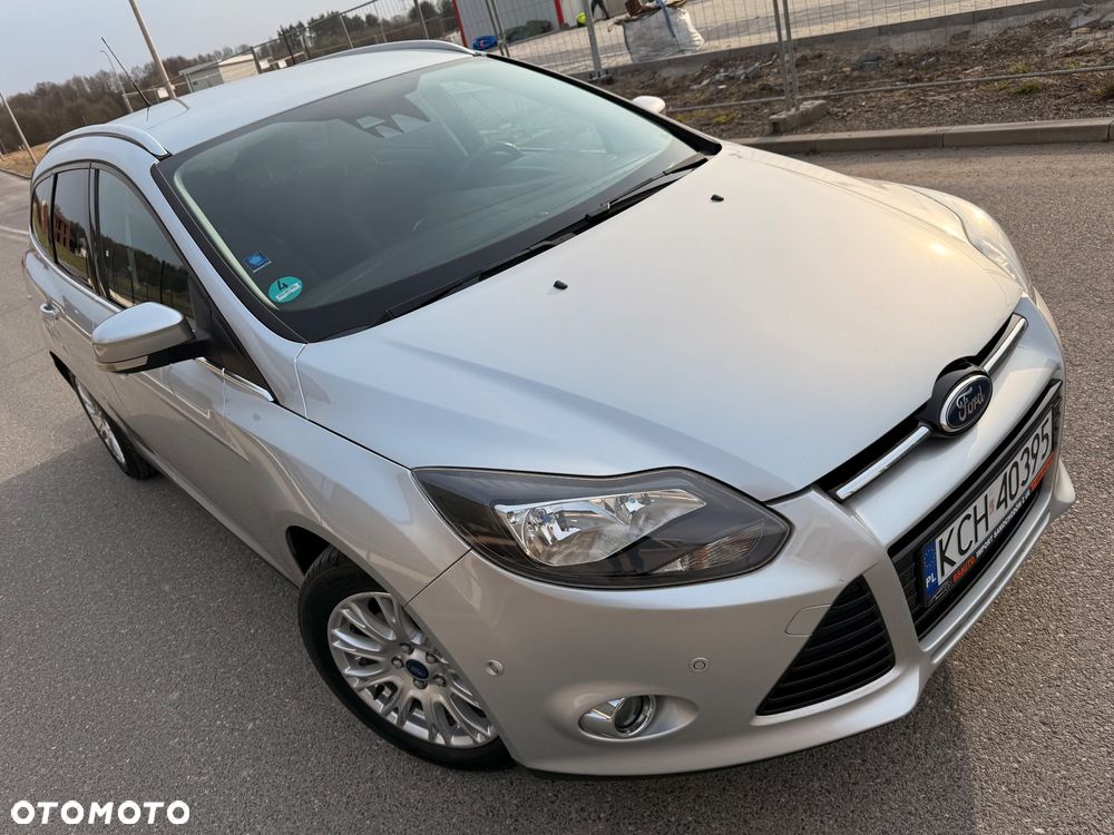 Ford Focus 1.6 EcoBoost Titanium - 12