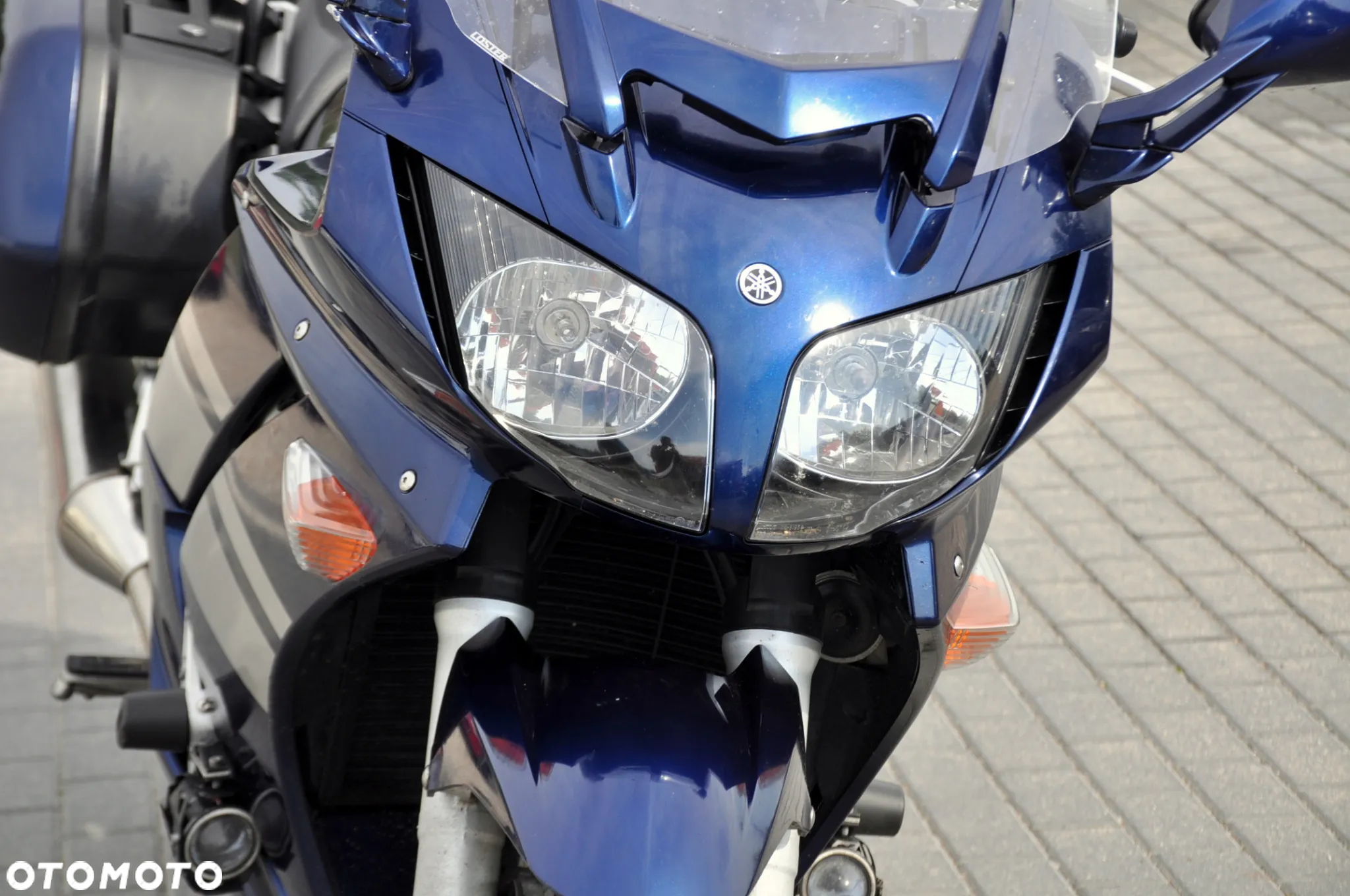 Yamaha FJR - 11