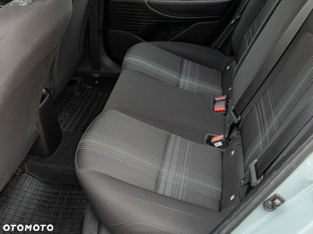 Hyundai i20 1.2 Pure - 24