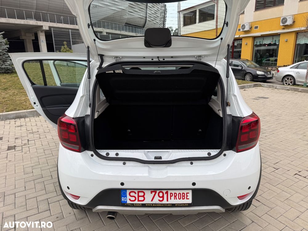 Dacia Sandero 0.9 TCe SL PLUS - 9