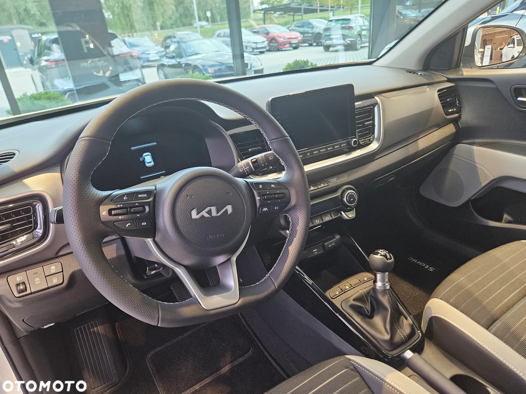 Kia Stonic 1.2 M - 12