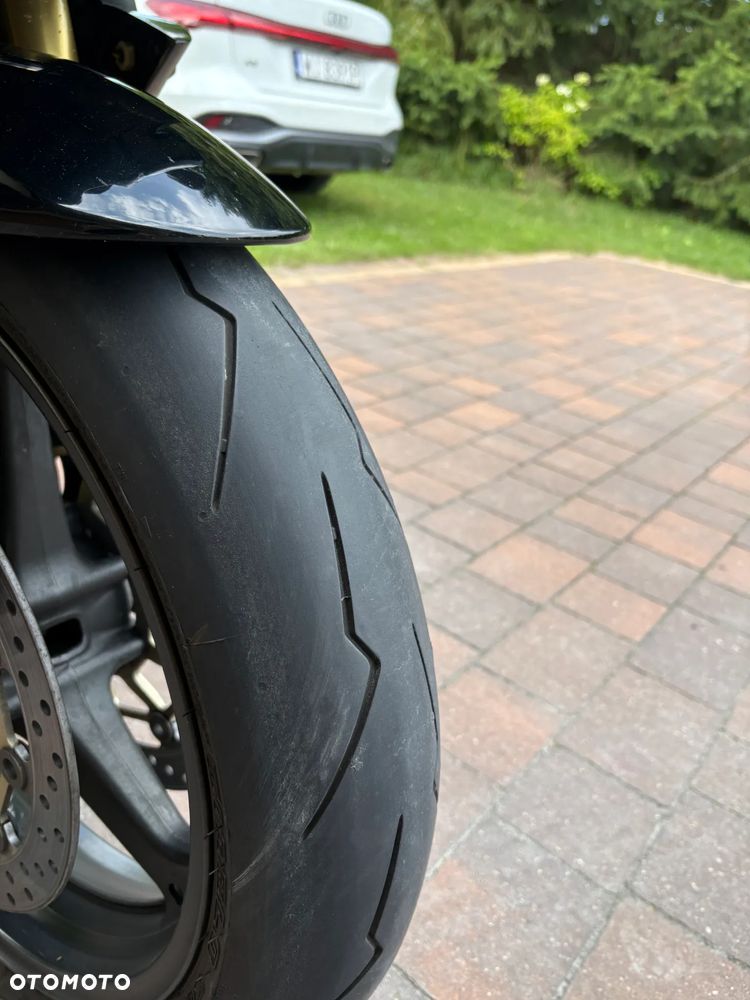Honda CBR - 9