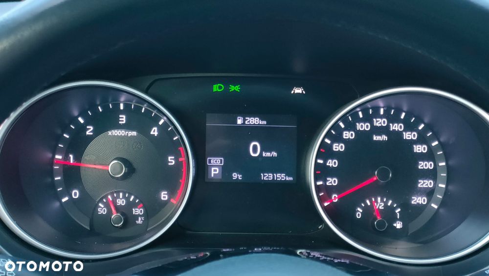 Kia Ceed 1.6 CRDi mHEV M DCT - 18