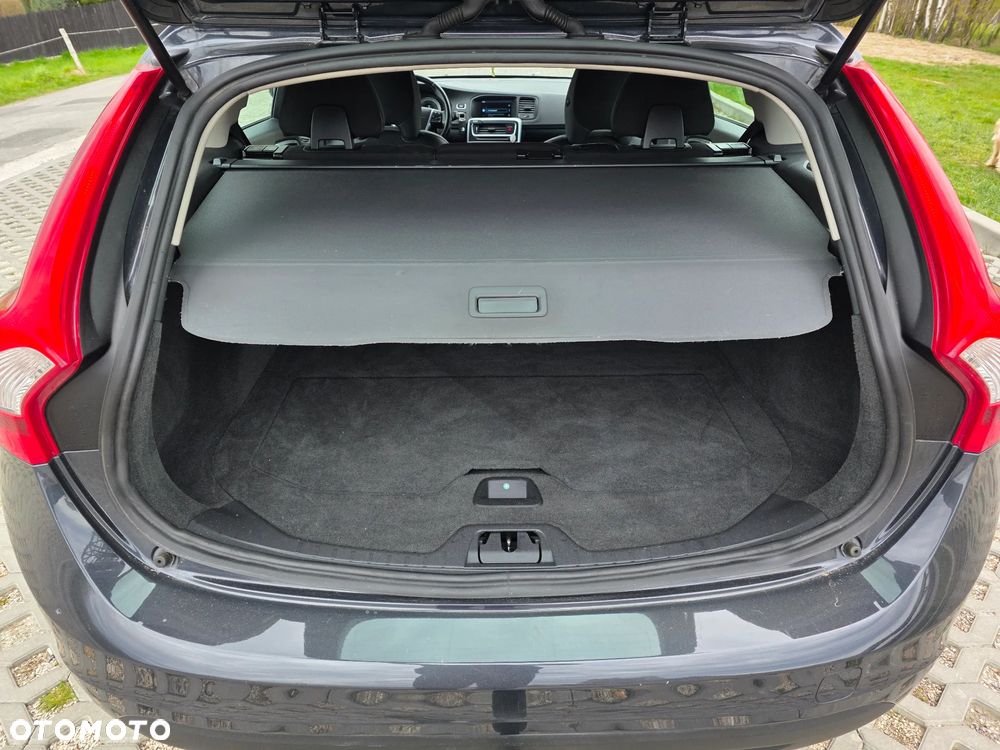 Volvo V60 D2 Edition Pro - 13