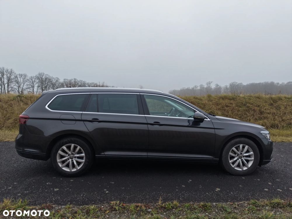 Volkswagen Passat 2.0 TDI SCR DSG Business - 11