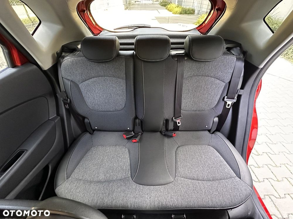 Renault Captur 1.2 Energy TCe XMOD EDC - 19
