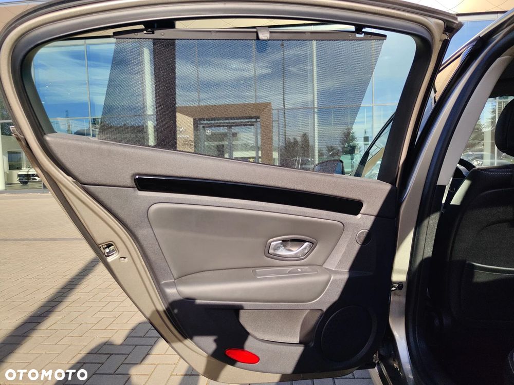 Renault Laguna 2.0 Bose Edition - 21