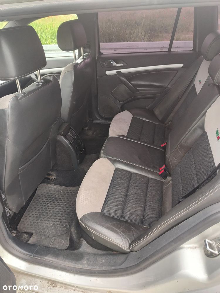 Skoda Octavia 2.0 TDI RS - 6