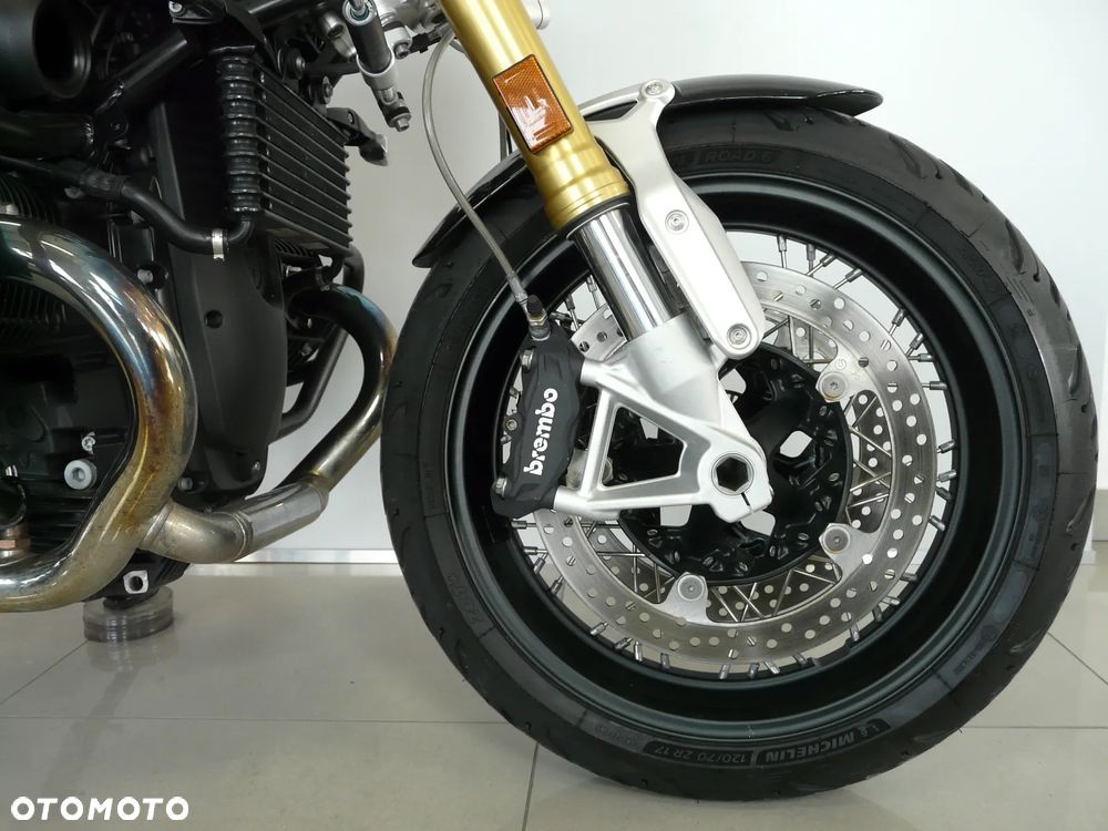 BMW R - 7