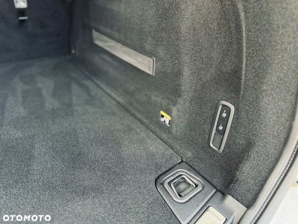 Volvo XC 60 D4 Geartronic Momentum - 19