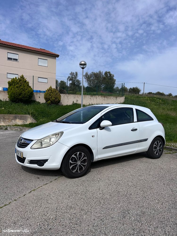Opel Corsa 1.3 CDTI Enjoy EcoFLEX - 2
