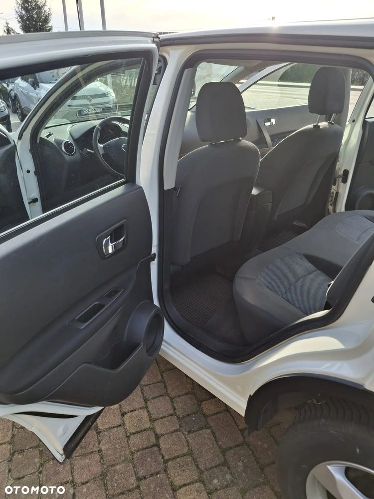 Nissan Qashqai 1.6 visia - 12