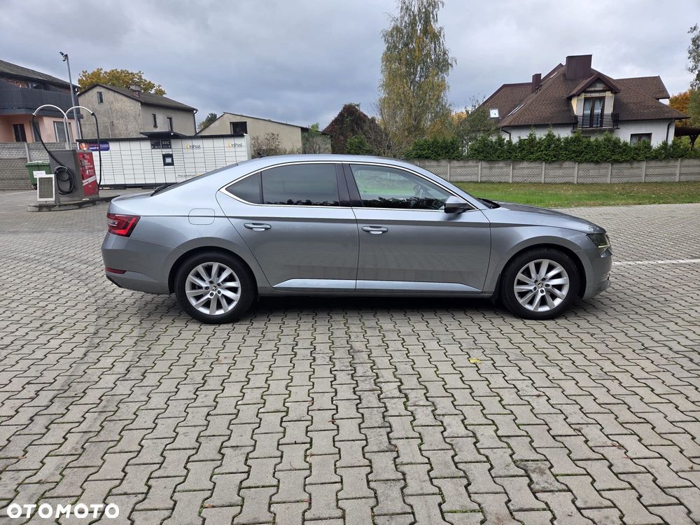 Skoda Superb 1.5 TSI Active DSG - 16