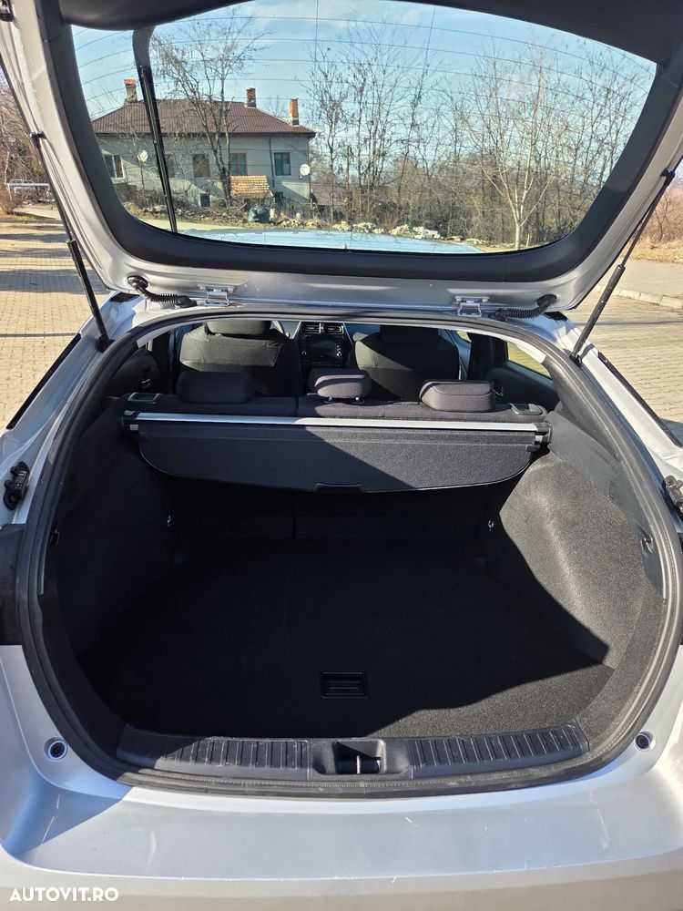 Toyota Prius Hybrid Comfort - 14