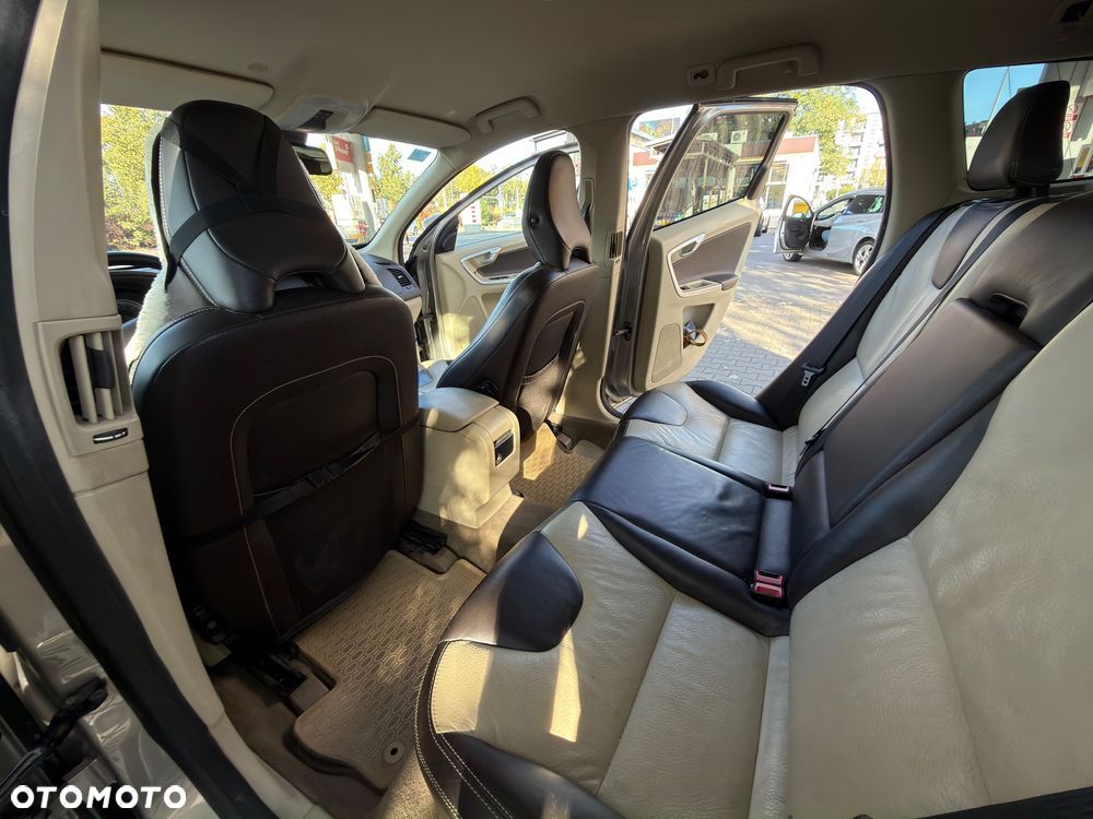 Volvo XC 60 - 7