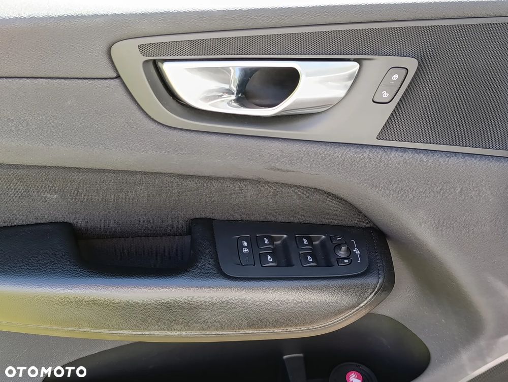 Volvo XC 60 - 11