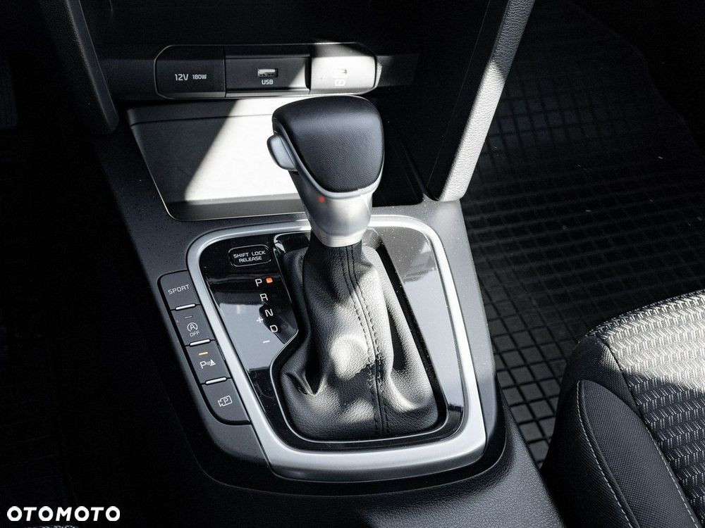 Kia Ceed 1.5 T-GDI M DCT - 17
