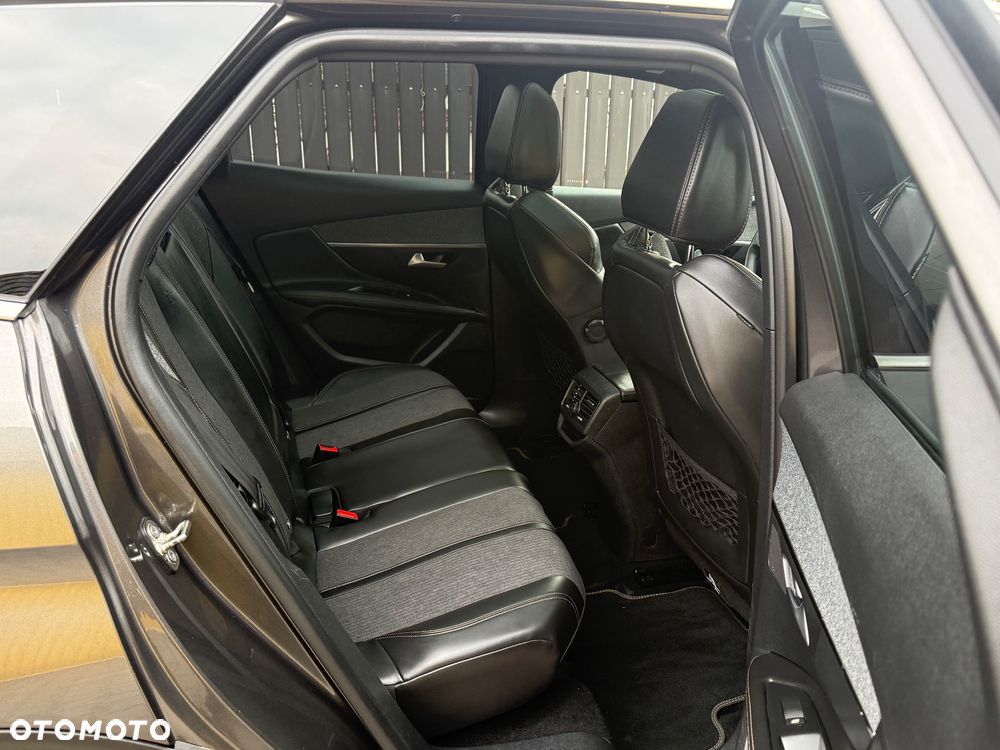Peugeot 3008 - 17