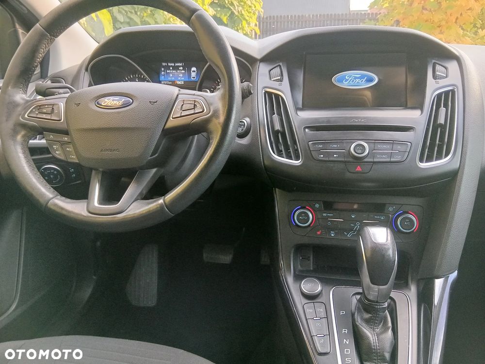 Ford Focus 1.5 EcoBoost Titanium ASS PowerShift - 25