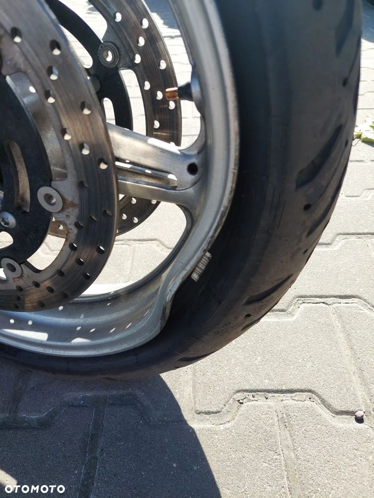 Yamaha FJR - 21
