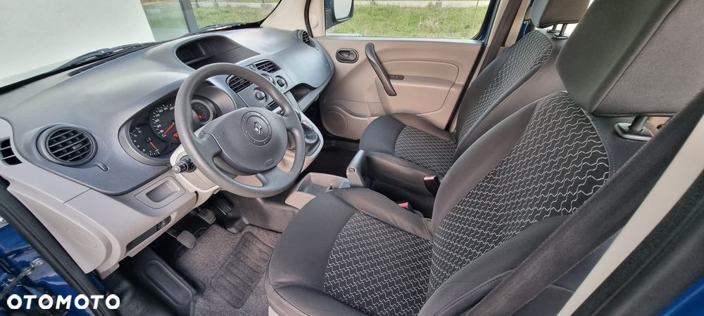 Renault Kangoo 1.6 8V 90 Happy Family - 9