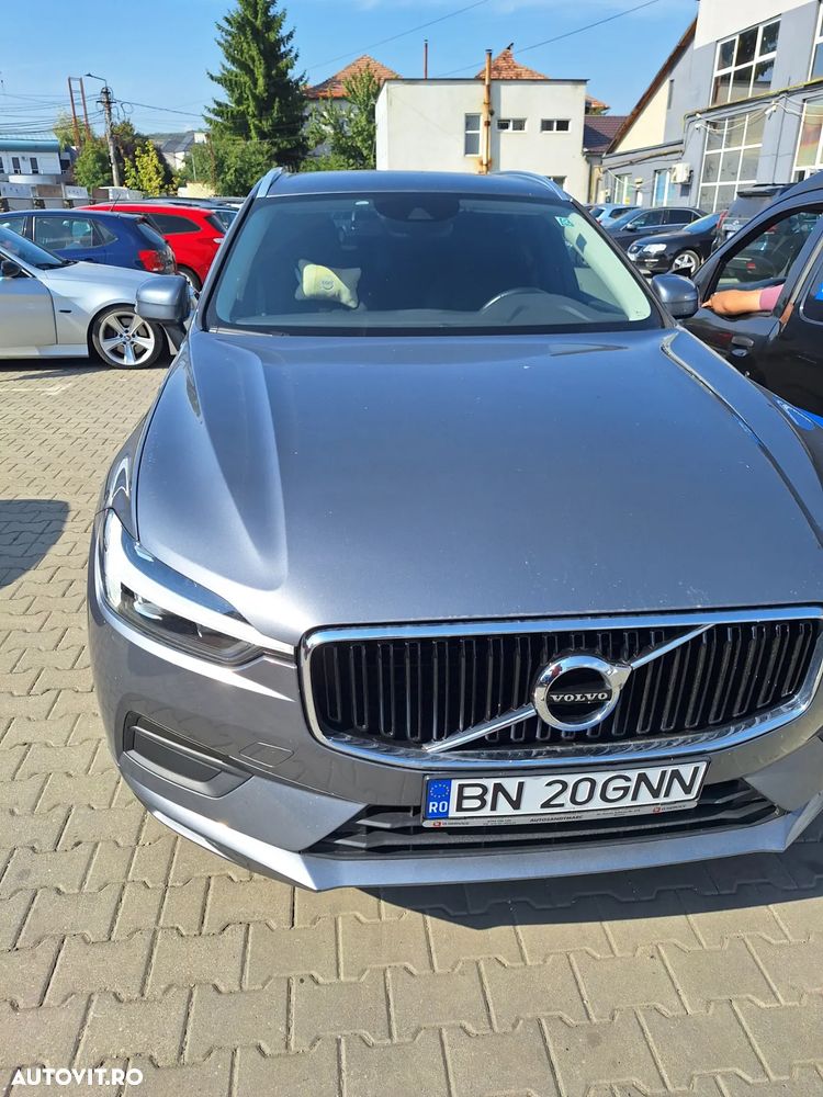 Volvo XC 60 B5 AWD Momentum - 1