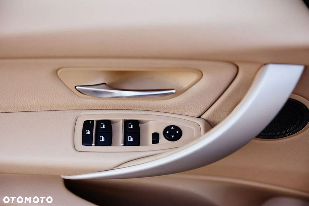 BMW Seria 3 318d Edition Luxury Line Purity - 19