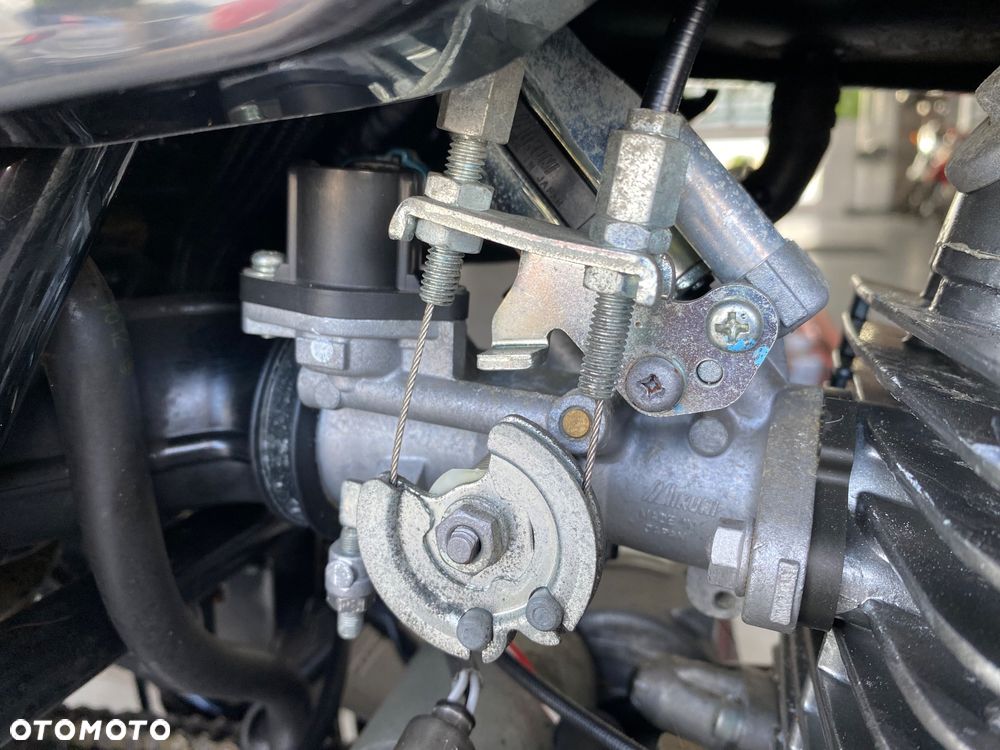 Suzuki DR - 26