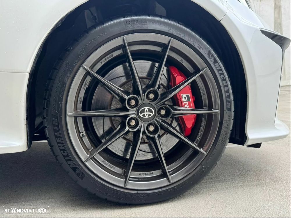 Toyota GR Yaris c/ High-Performance-Pack - 10
