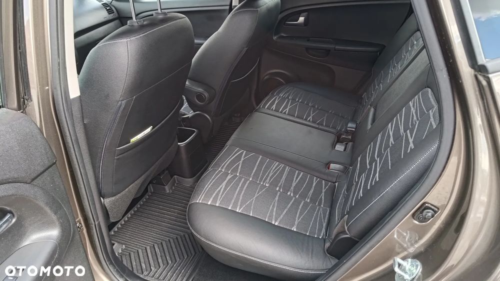 Kia Venga 1.4 CVVT Spirit - 6