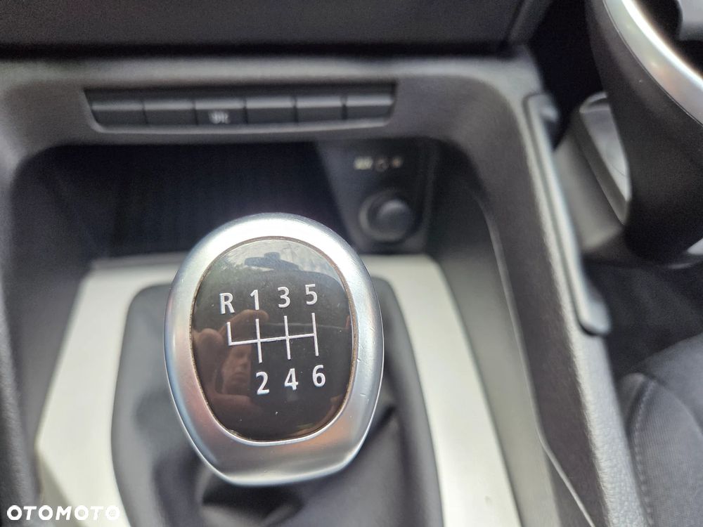 BMW X1 sDrive18i - 14