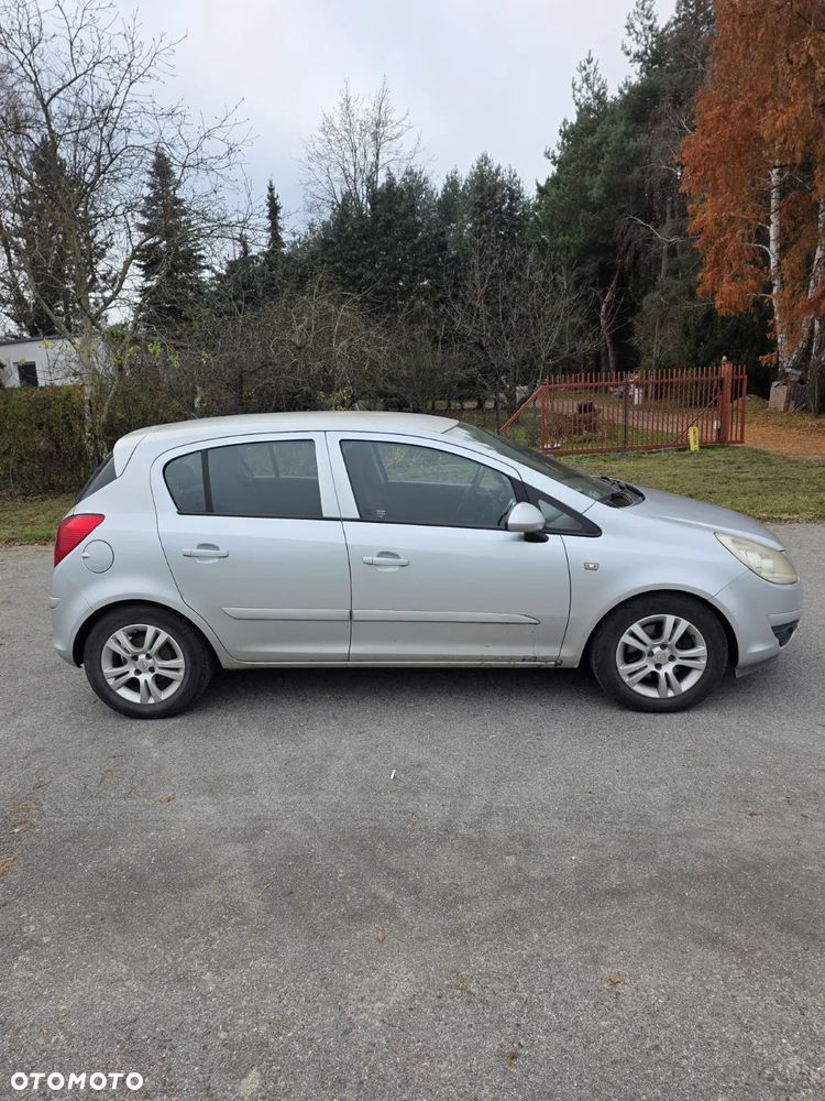 Opel Corsa 1.3 CDTI Essentia - 4