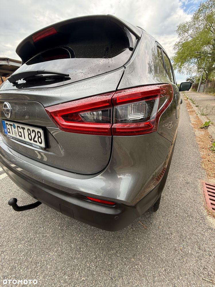 Nissan Qashqai 1.2 DIG-T Tekna - 10