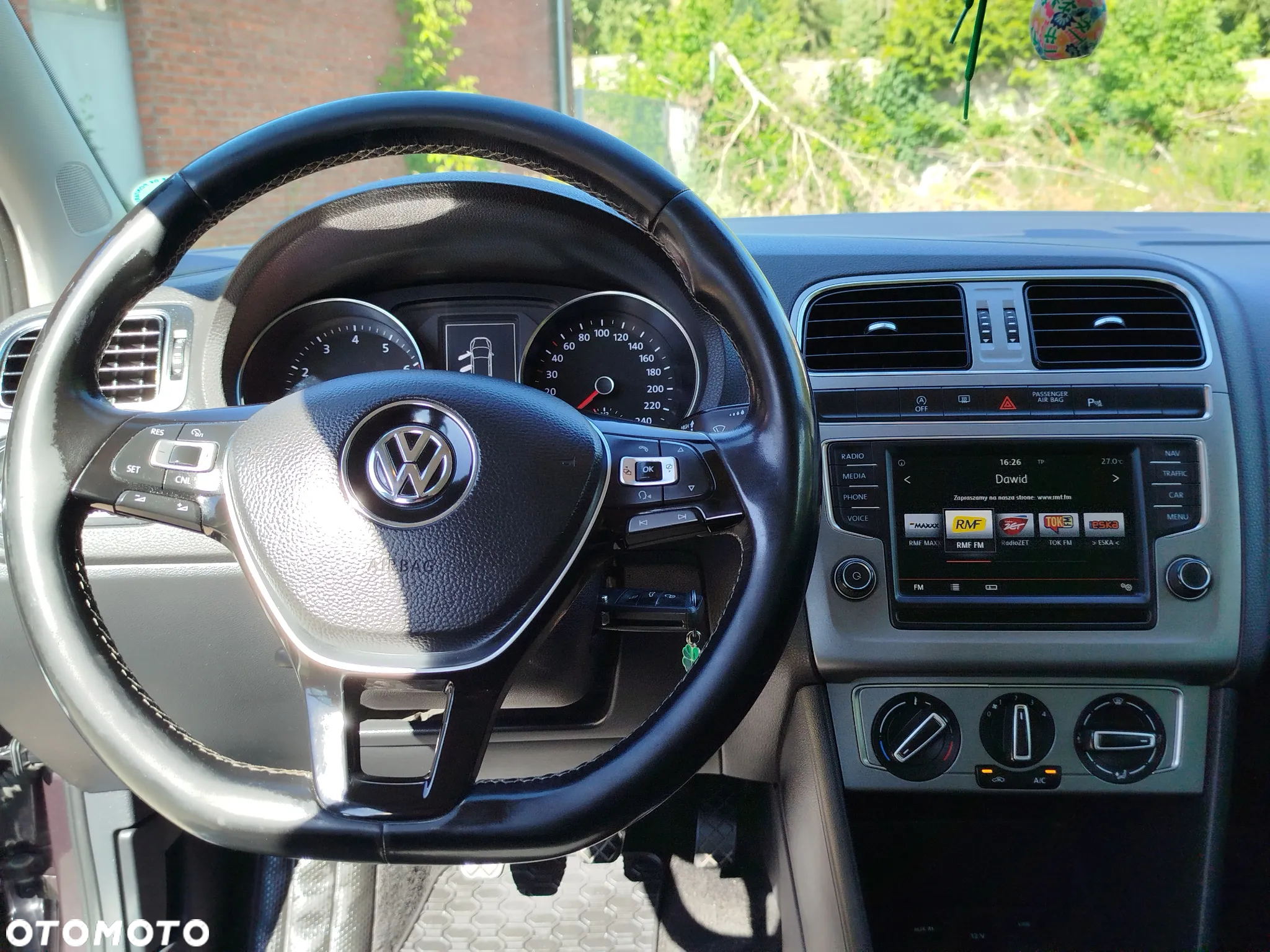 Volkswagen Polo 1.2 TSI Blue Motion Technology Lounge - 16