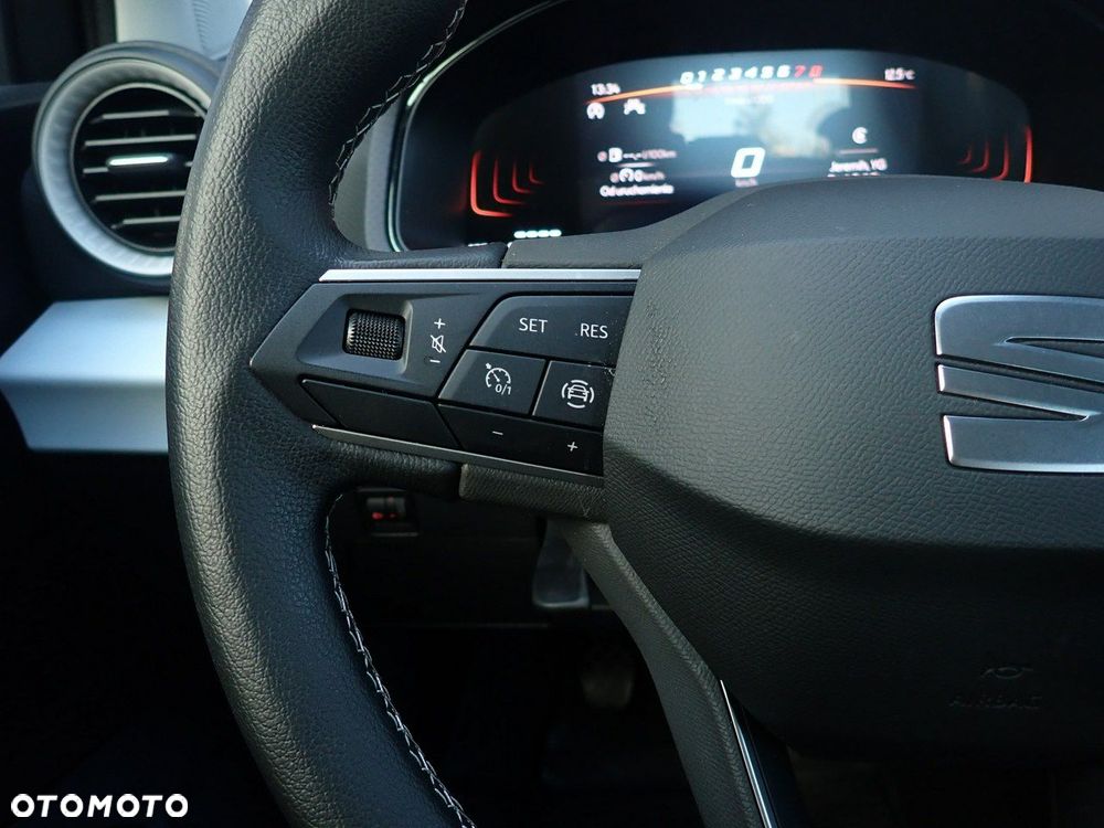 Seat Arona - 8