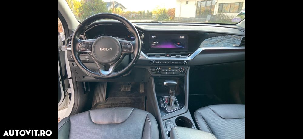 Kia Niro 1.6 GDI HEV 2WD OPF Aut. Edition 7 - 6