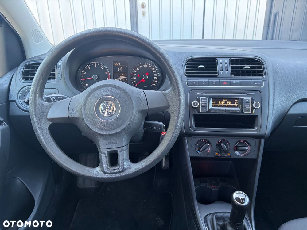 Volkswagen Polo - 28
