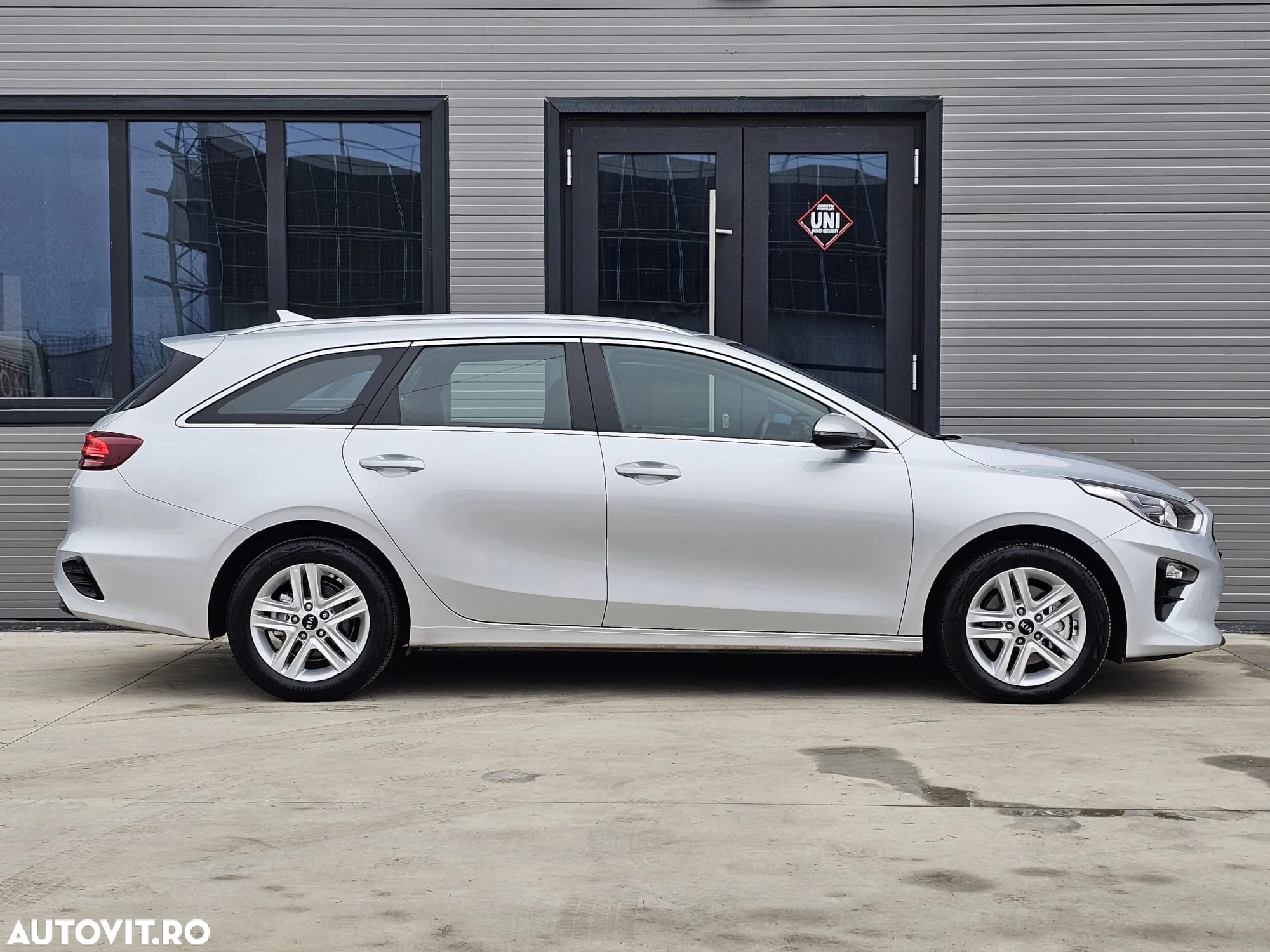 Kia Ceed SW 1.6 CRDi (48V Mild-Hybrid) DCT7 GT Line - 11