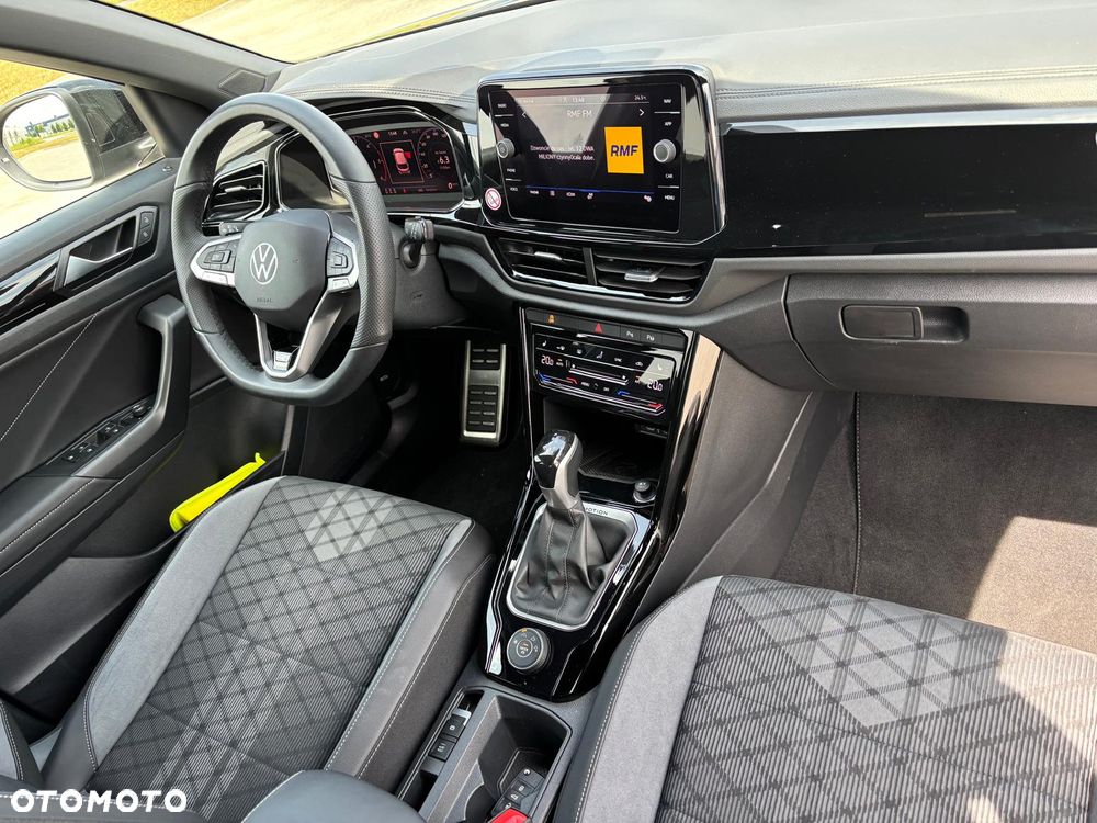 Volkswagen T-Roc - 17