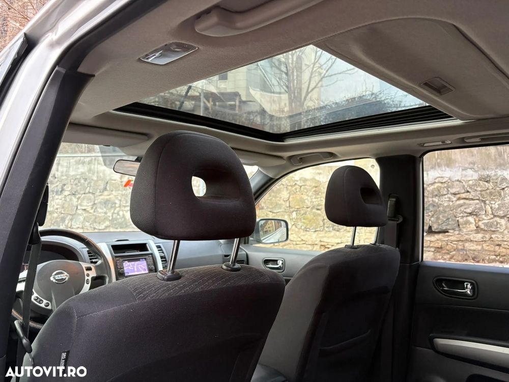 Nissan X-Trail 2.0 dCi 4x4 DPF Platinum - 13