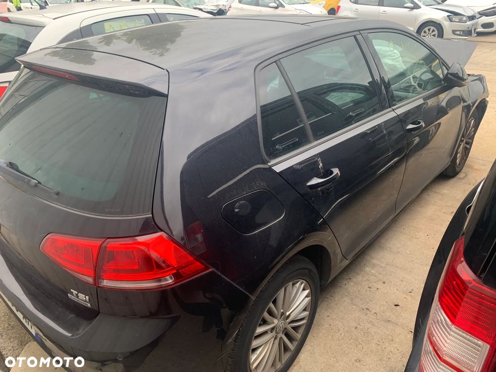 Volkswagen Golf 1.2 TSI BlueMotion Technology DSG Cup - 5