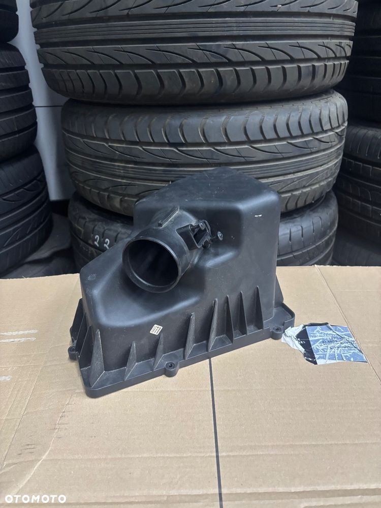 JEEP CHEROKEE KL LIFT 2019 2.4 GÓRNA OBUDOWA FILTRA POWIETRZA - 1